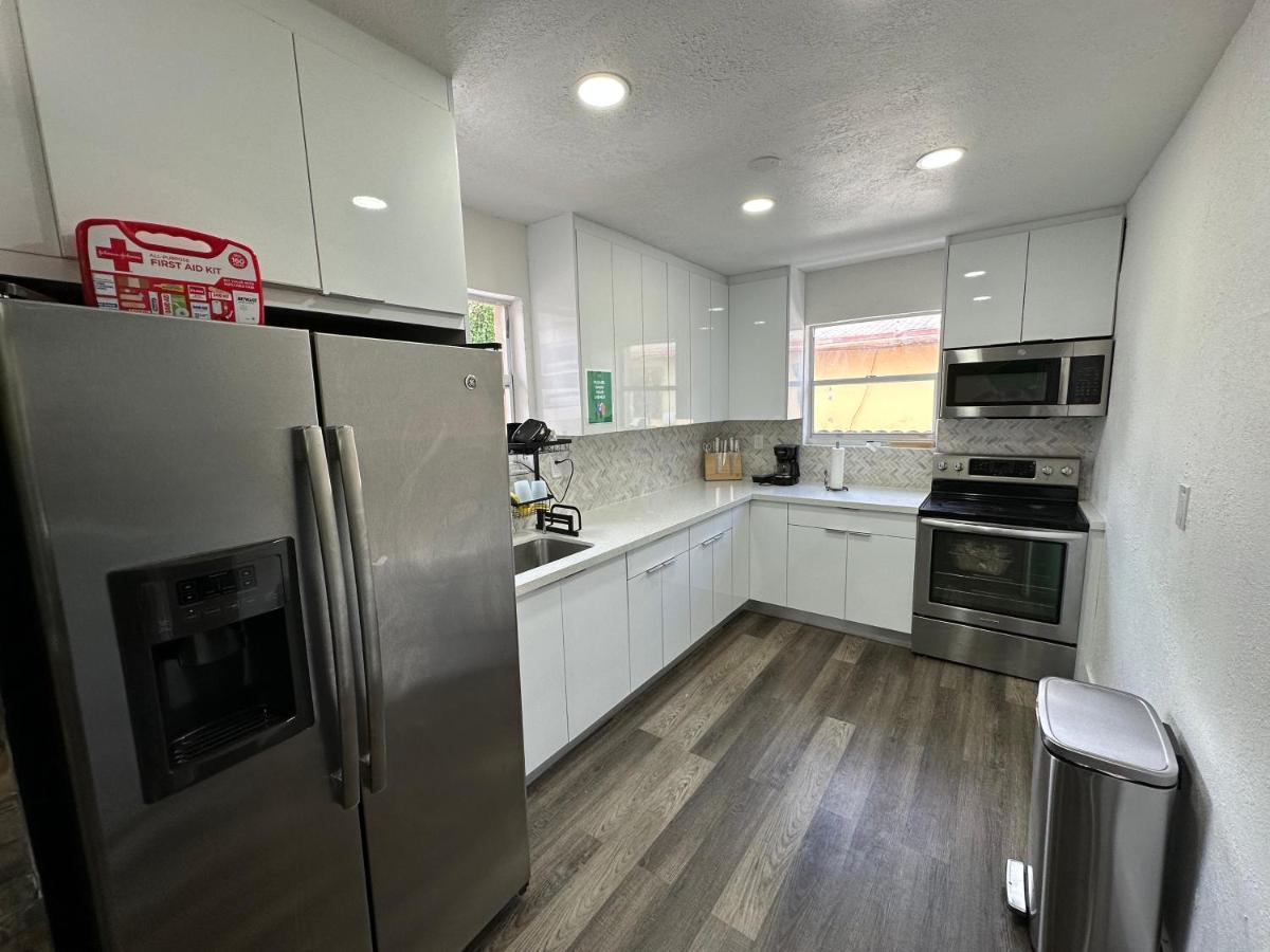 Wynwood Beds Hostel Маями Екстериор снимка