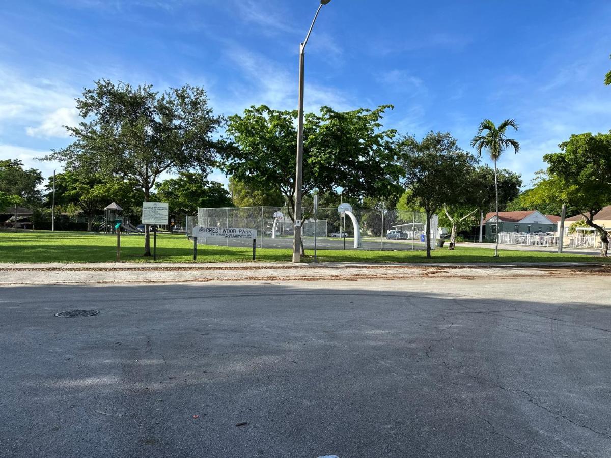 Wynwood Beds Hostel Маями Екстериор снимка