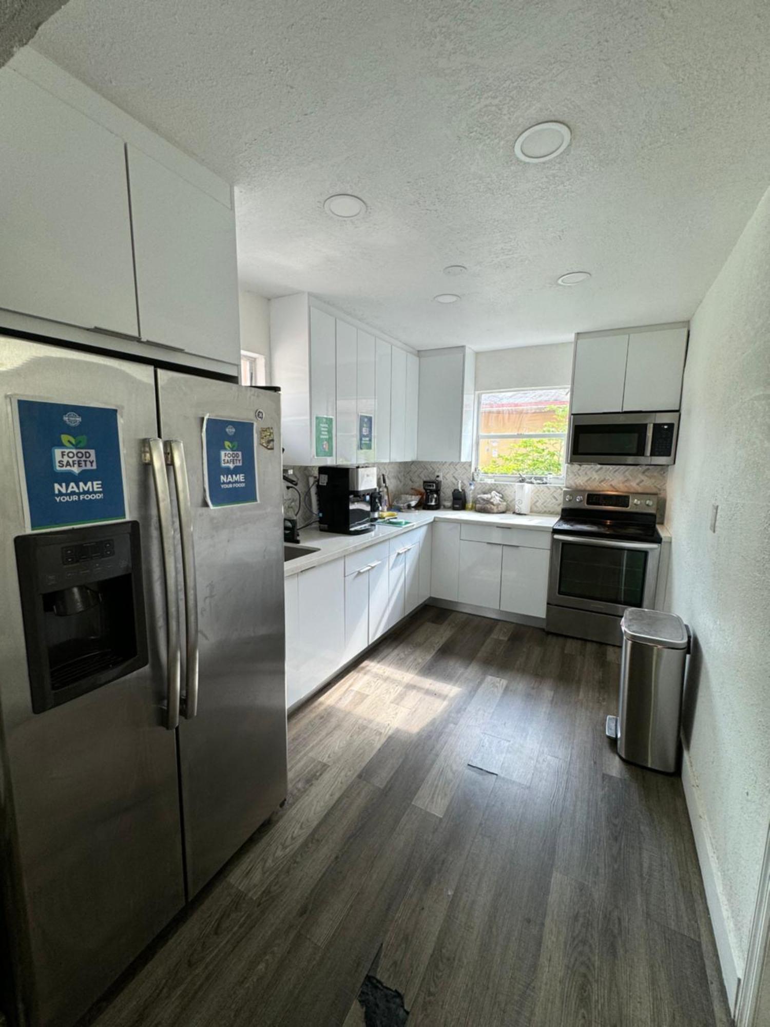 Wynwood Beds Hostel Маями Екстериор снимка